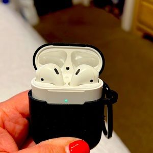 Apple AirPods